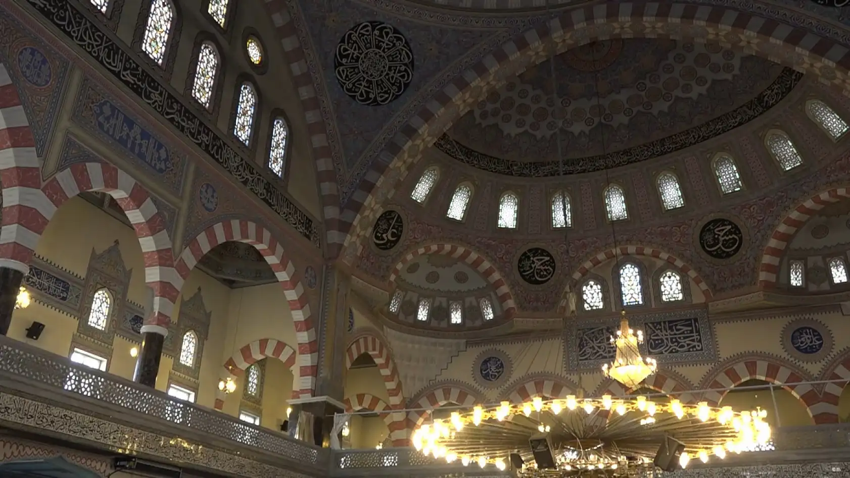 Türkiye'nin ilk asansörlü camisi Ramazan ayına hazır