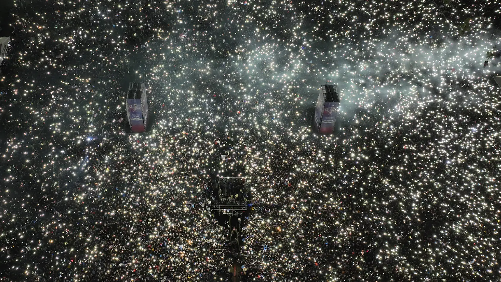 Trabzonspor'un şampiyonluk kutlaması havadan görüntülendi