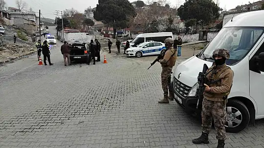 Balıkesir'de bin polisin katılımıyla helikopter destekli huzur operasyonu düzenlendi