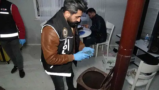 Balıkesir'de bin polisin katılımıyla helikopter destekli huzur operasyonu düzenlendi