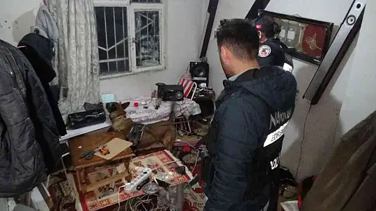 Balıkesir'de bin polisin katılımıyla helikopter destekli huzur operasyonu düzenlendi