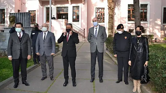 Balıkesir Valisi Şıldak'tan sanayi kuruluşlarına korona uyarısı