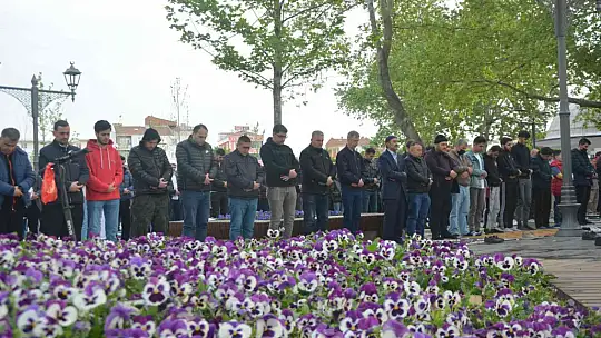 Balıkesir, Zağnos Paşa'da bayramlaştı
