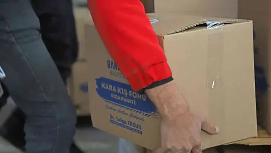 Bandırma Belediyesi'nden 3 bin aileye bakliyat yardımı yapıldı