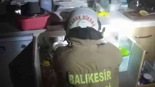 Gaz tüpü kaçağı patlamaya neden oldu, 2 yaralı