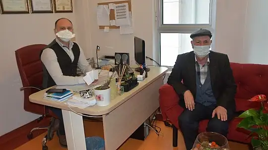 (Özel) Balıkesir'de zor ve riskli bir tiroid ameliyatı daha başarı ile gerçekleştirildi
