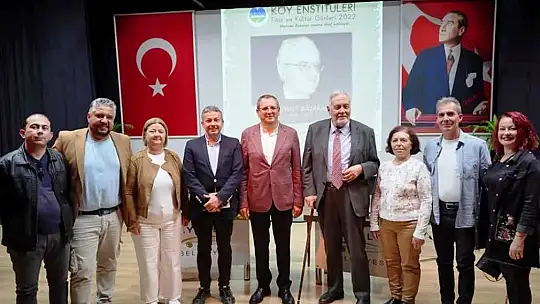 Prof. Dr. İlber Ortaylı'nın 'Köy Enstitülerinin Tarihsel Süreci' söyleşisine yoğun ilgi