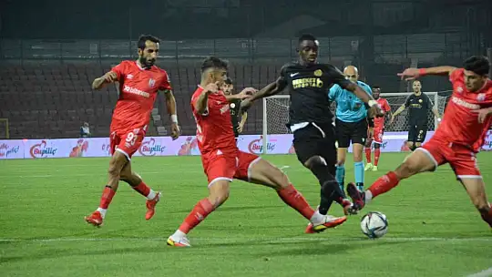 Spor Toto 1. Lig: Balıkesirspor: 1 - Ümraniyespor: 2