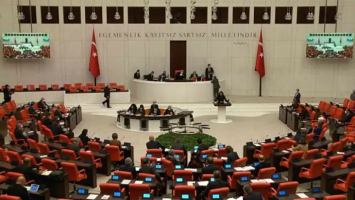 AK Parti'li İskenderoğlu, 'Aziz şehitlerimizi unutmayacak, unutturmayacağız'