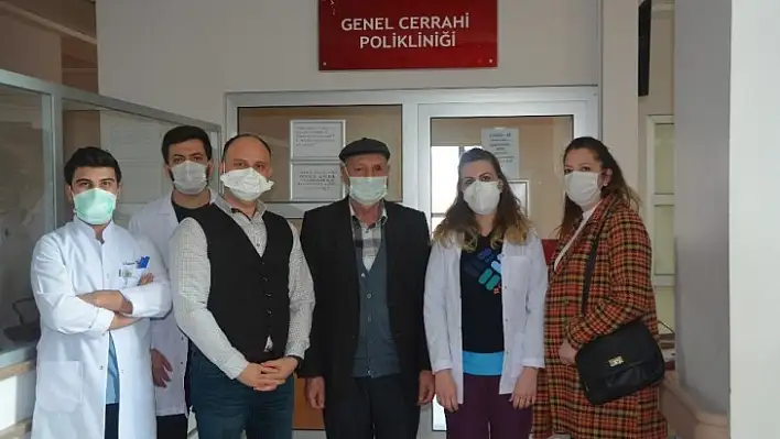(Özel) Balıkesir'de zor ve riskli bir tiroid ameliyatı daha başarı ile gerçekleştirildi