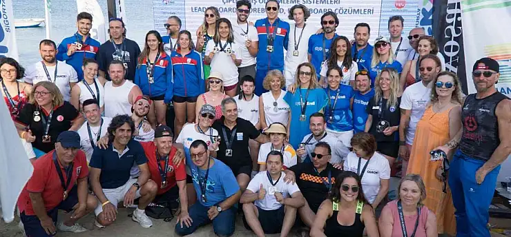 Marmaris rekortmen ve şampiyon yüzücüleri ağırladı